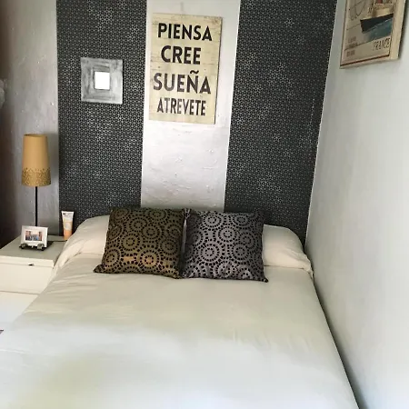 Particular,bano Compartido * Zaragoza